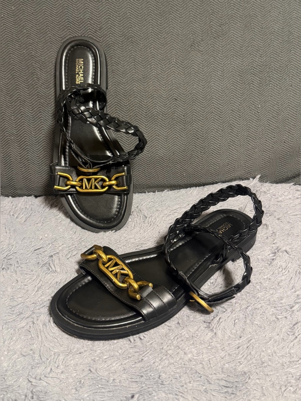 Michael Kors Kailey Lug Flat Sandals Size 8.5